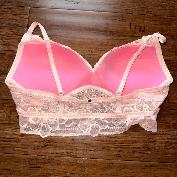 PINK bra - Picture 2 of 4